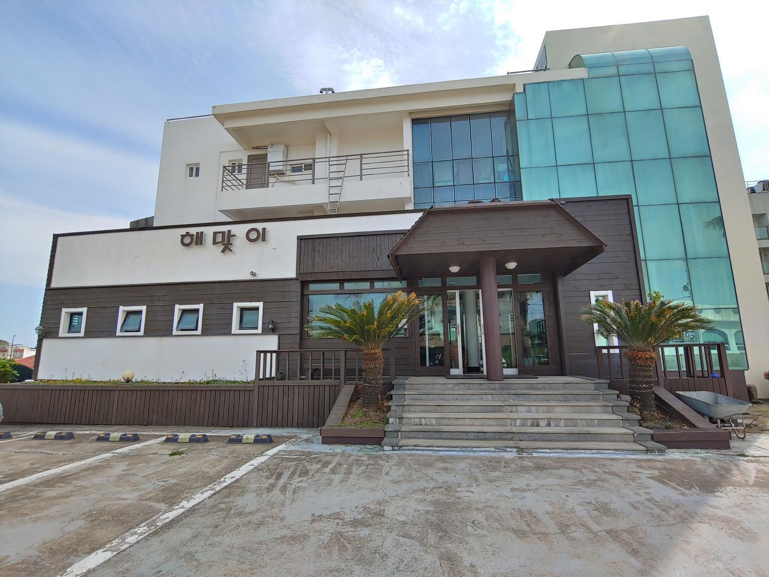 Seongsan Sunrise Pension Seogwipo Exterior photo